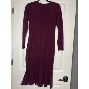 Mary crafts Long Sleeve Form Fitting Sheath Dress Burgundy Size 8 Nwt